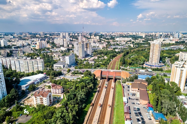 Vista da estação karavaevi dachi em kiev ucrânia