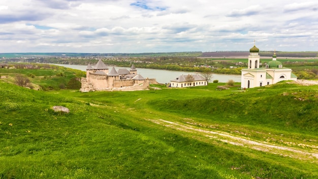 Vista da fortaleza de Khotyn Ucrânia Europa