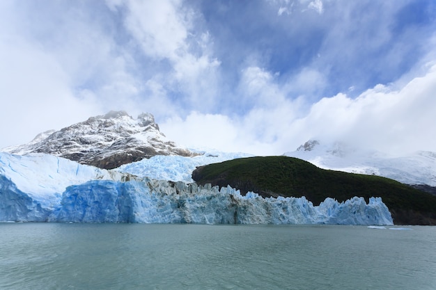 Vista da geleira Spegazzini do Lago Argentino, paisagem da Patagônia, Argentina. Lago Argentino