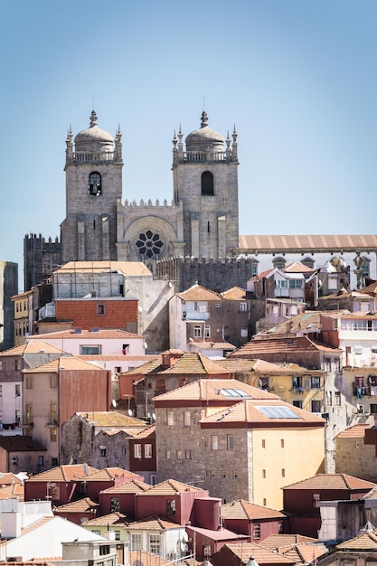 Vista da igreja na cidade