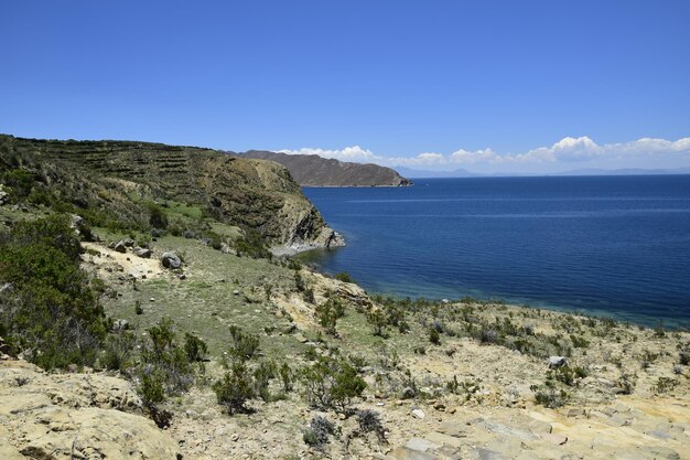 Vista da Isla Del Sol Ilha do Sol no lago Titicaca Bolívia América do Sul