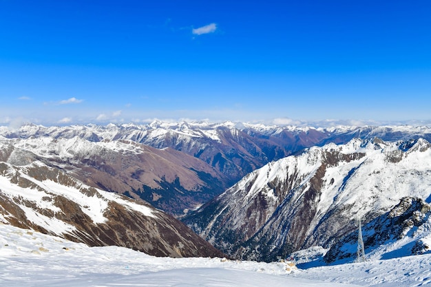 Vista da montanha de neve do Parque Nacional Dagu Glacier Dagu Pingchuan Chengdu, província de Sichuan, China