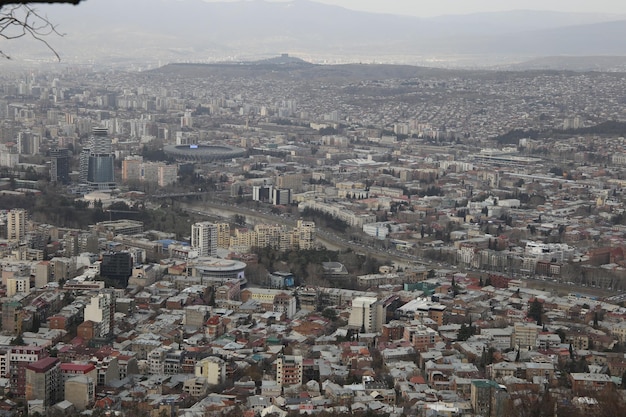 vista da montanha mtatsminda para Tbilisi