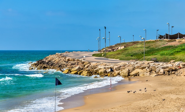 Vista da orla mediterrânea de tel aviv - israel