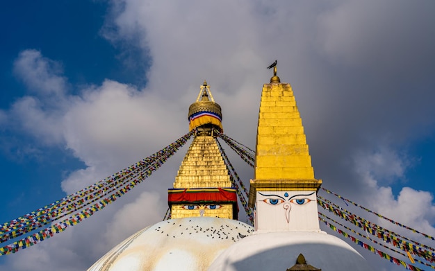 Foto vista da paisagem de baudhanath stupa em katmandu, nepal