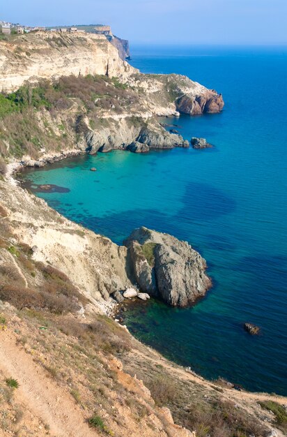 Vista da rocha costeira do Cabo Phiolent