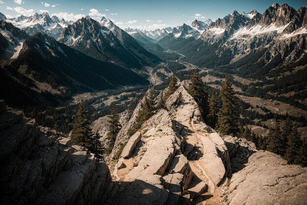 Foto vista das montanhas do topo de uma montanha