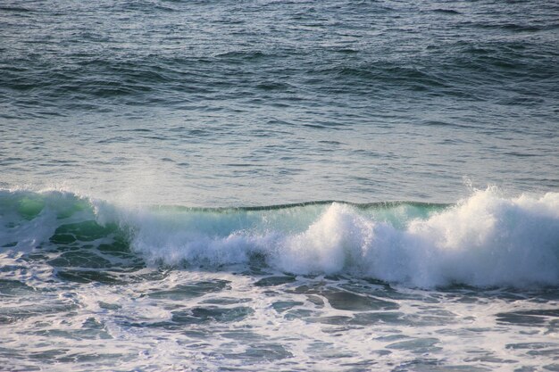 Foto vista das ondas no mar