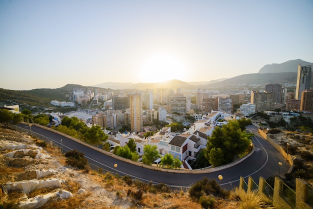 Vista, de, a, litoral, em, benidorm, em, pôr do sol