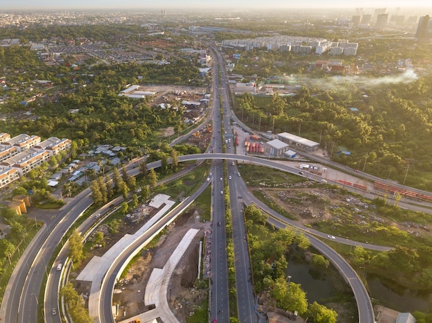 Foto vista de alto ângulo da rua da cidade