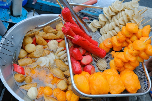 Foto vista de alto ângulo de alimentos de rua