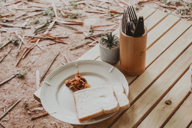 Foto vista de alto ângulo de alimentos na mesa