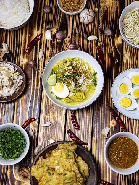 Foto vista de alto ângulo de alimentos na mesa