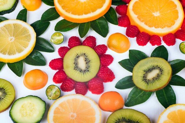 Foto vista de alto ângulo de frutas na mesa