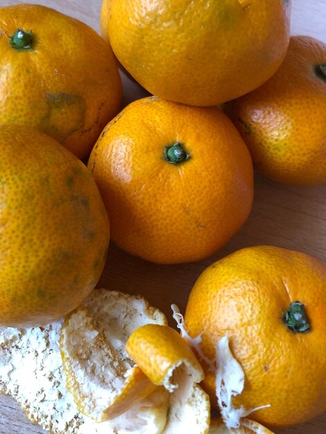 Foto vista de alto ângulo de laranjas