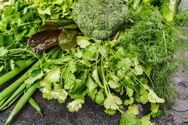 Vista de alto ângulo de vegetais no mercado