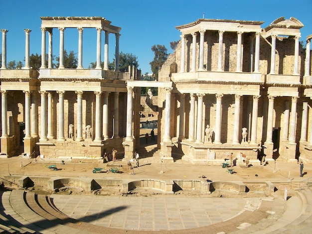 Vista de alto ângulo do teatro romano em Mérida