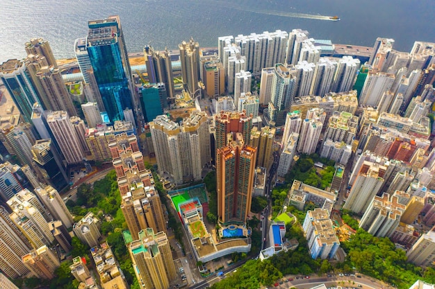 Foto vista de ângulo alto de edifícios na cidade