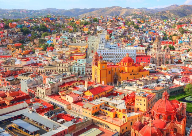 Foto vista de ângulo alto de edifícios na cidade