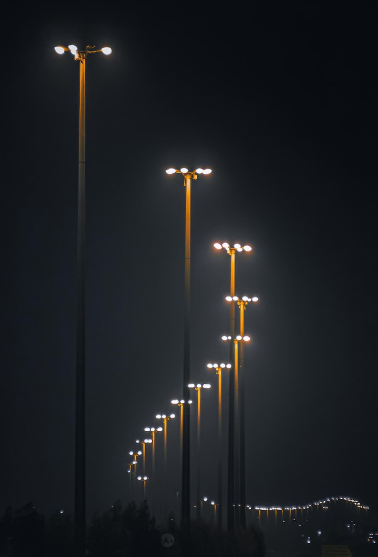 Foto vista de ângulo baixo de luz de rua iluminada