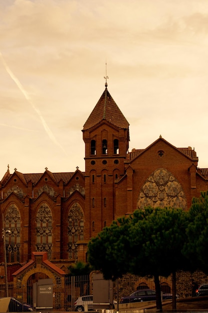 Foto vista de baixo ângulo da igreja