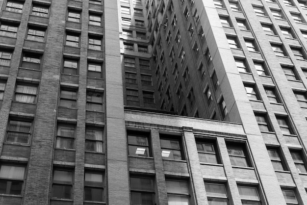 Foto vista de baixo ângulo do edifício de escritórios