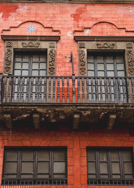 Foto vista de baixo ângulo do edifício