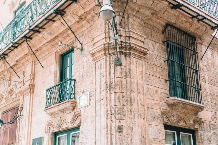 Foto vista de baixo ângulo do edifício