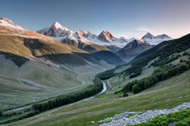 vista de belas montanhas paisagem com céu azul e tempo claro