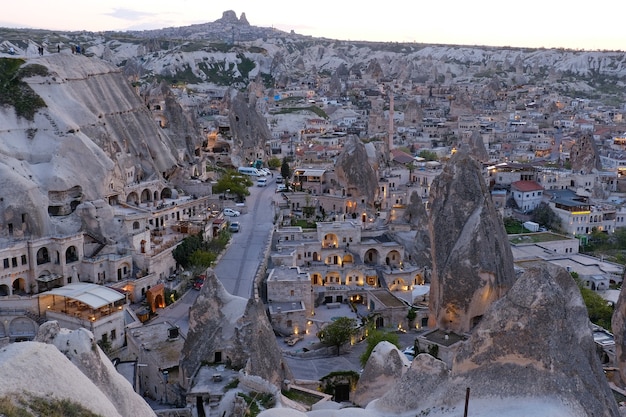 Vista de belas paisagens do famoso ponto turístico da Capadócia, na Turquia.