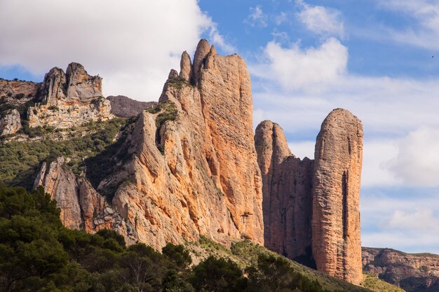 Foto vista de formações rochosas