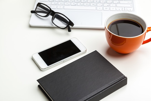 vista de mesa de trabalho de escritório