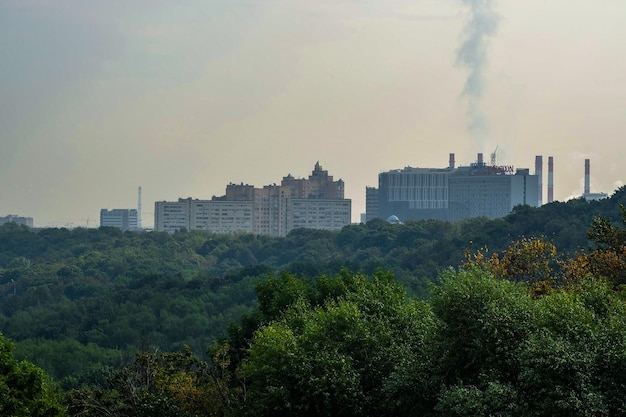 Vista de Moscou de uma plataforma de observação em Sparrow Hills Moscou Federação Russa