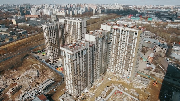 Vista de prédios de apartamentos altos