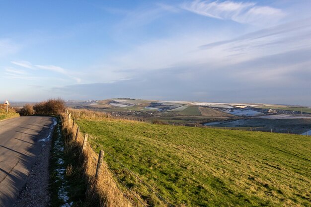 Vista de south downs em west sussex em um dia de inverno