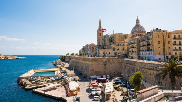 Foto vista de valletta do mar