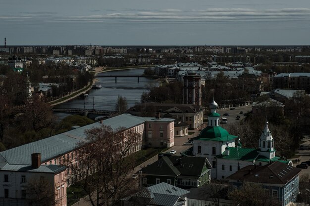 Vista de Vologda da torre do sino no Kremlin