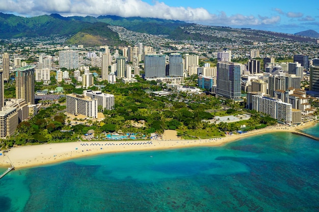 Vista deslumbrante da cidade de Honolulu em um dia ensolarado