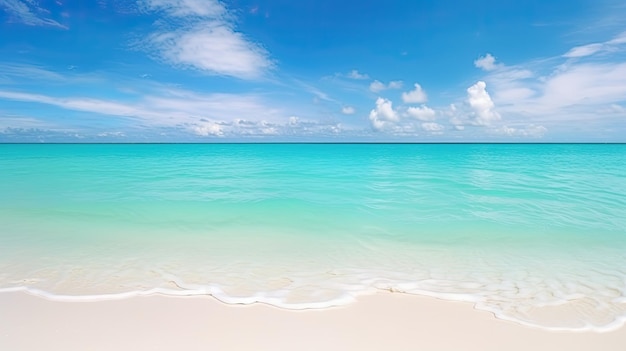 Vista deslumbrante da serenidade da água azul verde da praia de areia branca e do mar turquesa na ilha tropical