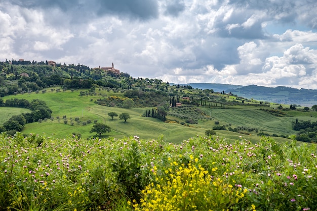 Vista distante de Pienza