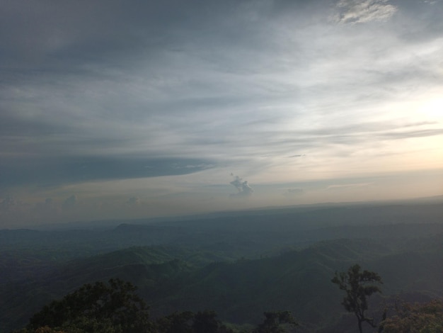 Vista do céu antes do pôr do sol