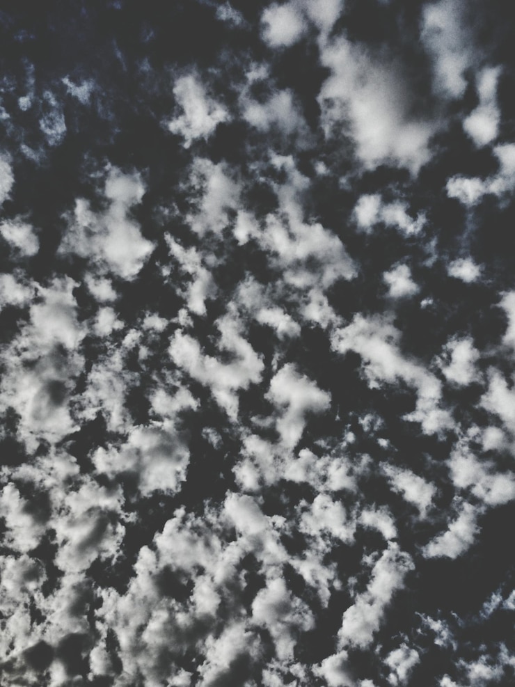 Foto vista do céu em baixo ângulo