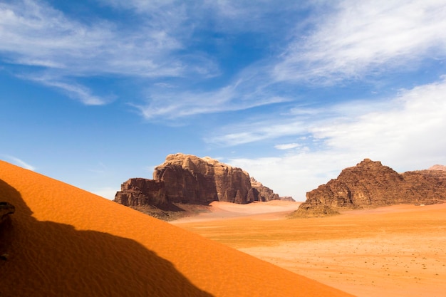 Vista do deserto contra o céu