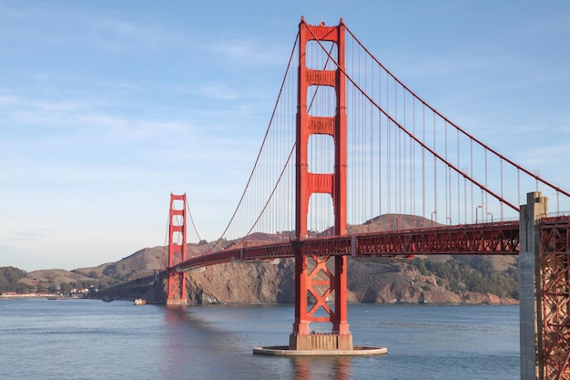 Vista do famoso marco da Golden Gate Bridge San Francisco Califórnia EUA