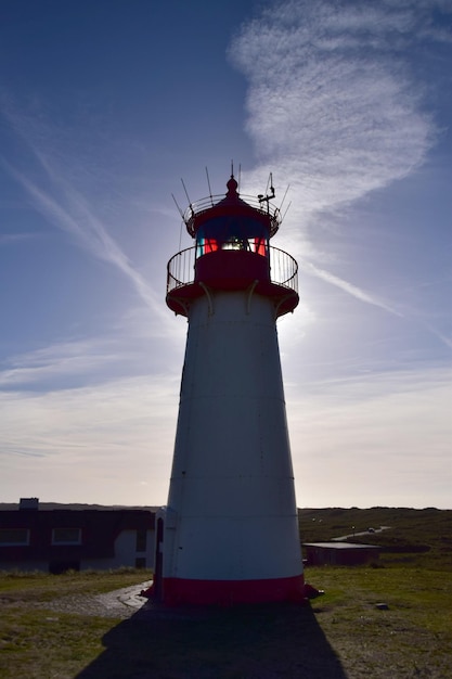 Foto vista do farol contra o céu