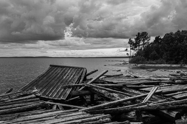 Vista do lago Médio Kuito em Kalevala