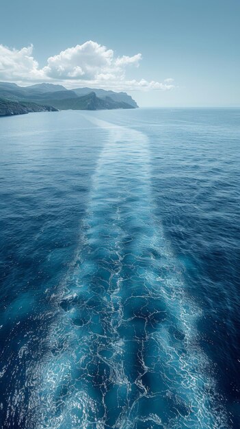 Foto vista do oceano da parte de trás de um barco