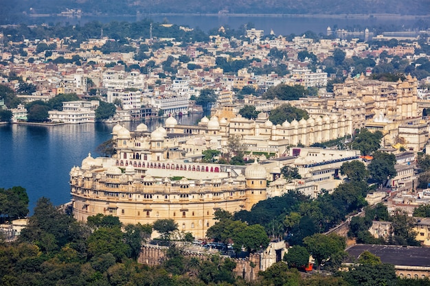 Vista do Palácio da cidade. Udaipur, Rajasthan, Índia