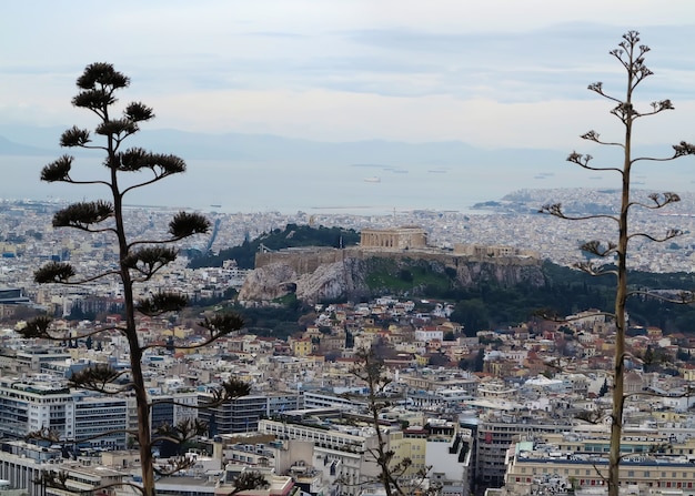 Vista do partenon e atenas