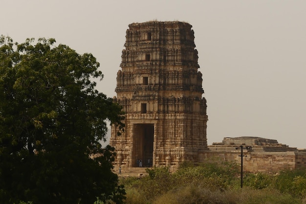 Foto vista do templo madhavaraya swamy, templo hindu no distrito de gandikota fort kadapa, índia